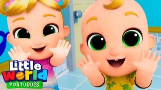 Nina e Nico aprendem a lavar as mãos! 🧼 Learn to wash your hands 👼🏼 Little World em Português