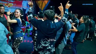 gelang ating ali ali 