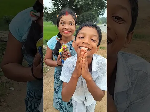 कैसे दोनों हाथों को जोड़ रही 🥰🥱🧟😲🤩😂🙏🏼🙏🏼🙏🏼# Shorts # Vairal