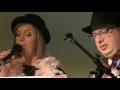 Download Lagu Buutoptreden van Eva en Davy tijdens de machtsoverdracht van Vorst Johan I te Kanne.