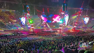 ed sheeran sings afterglow acapella when his guitar fails live on stage in munich 