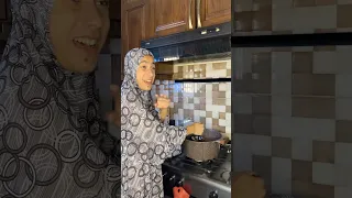 شوربه العدس بالشتا مع امي العيله الاردنيه Shorts 