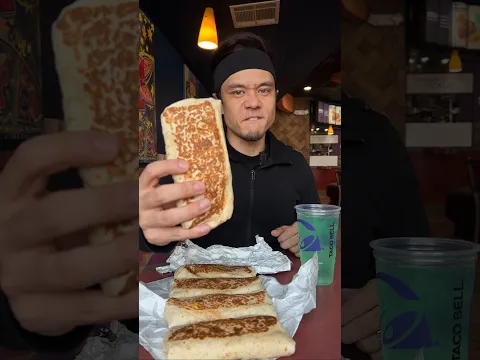5 Taco Bell Quesaritos (& a Baja Blast)