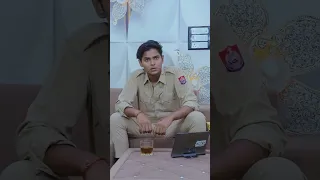 पुलिस वाले ने बीवी को बेडरूम में बायफ्रेंड के साथ पकड़ा😱😱😱