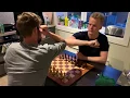 Download Lagu World Chess Champion Magnus Carlsen destroys 1864 FIDE elo in handicap blitz chess