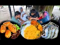 Download Lagu নদীর গলদা চিংড়ির মাথা ভেজে লাল ঘিলু দিয়ে ভাত মাখিয়ে খাওয়া | RIver prawn fry | villfood