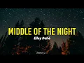 Lagu Elley Duhé - Middle of the night (Lirik terjemahan bahasa Indonesia)