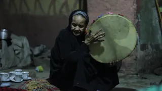 ع النسب ياغالى مين اللى دلك دندنها