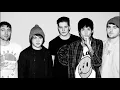 Download Lagu Bring Me The Horizon - In The Dark (Audio)