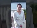 姊姊病危她跪求豪門救命，卻被當成普通月嫂趕出門！誰知她轉身拿出驚艷廚藝和育兒本領，讓挑剔的豪門一家徹底改觀，最後連冷面掌權人都把她寵成了全家的白月光！#甜寵 #都市