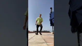 رقص على انغام الاغنية الروسية 