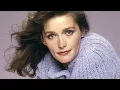 11 Sexy Photos of Margot Kidder