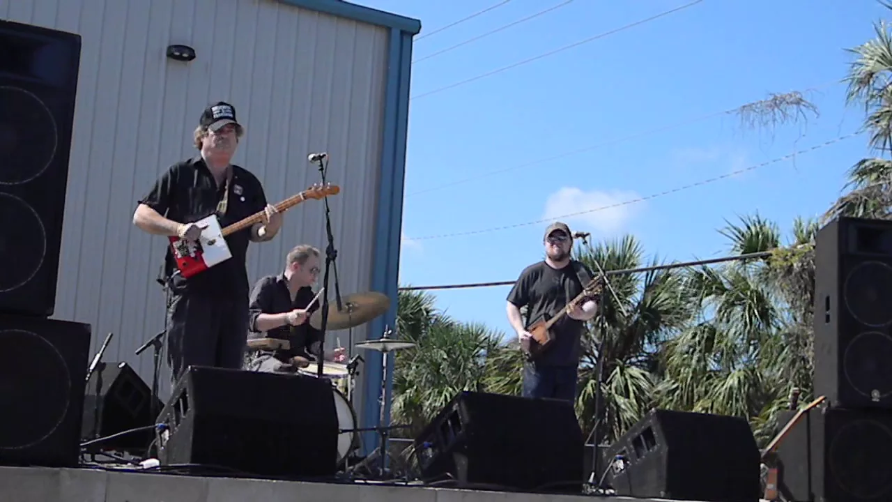 Got Love Steve Arvey with Damon And Aaron Fowler  Hunaphu Beer Fest March 14th 2015