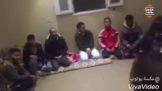 عكسة شعر شباب ليبي ربي يحفضهم ريت الزين في وسط الكليه 