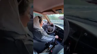 وقتی دختر ادایی می کنه و ماشین رو تکون می ده Shorts دختر ادایی ماشین GasPedal CarChallenge 