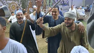 السلطنه والطرب هنا أفراح ال هوى بعزبة هوى مركز البلينا مع الريس صدام ابو عيسى 