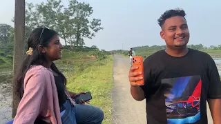 Camera ke aage perfection, camera ke peeche pure confusion! 🎬💁