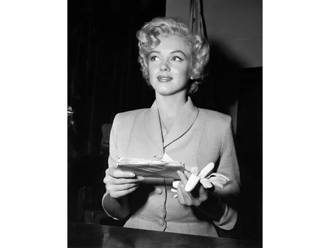 Marilyn on Marilyn( Documentary with rare interviews and footage)