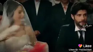 تخيل شجره بيها اوراق راحت ورده من عدها اوووف المماخذه حبيبها لاتدخل 