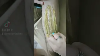 إزالة الشعر بالحلاوى 