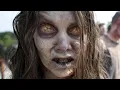 Video di The Walking Dead Creator Reveals Zombie Virus' Origin