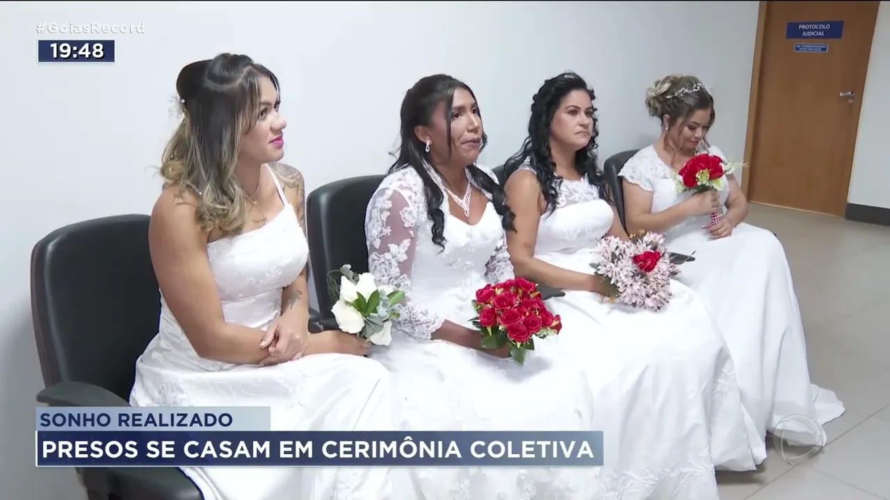 SONHO REALIZADO: PRESOS SE CASAM EM CERIMÔNIA COLETIVA