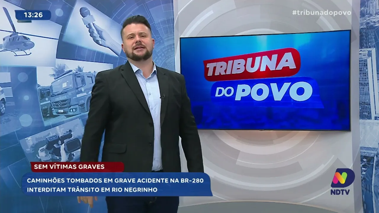 Acidente entre caminhões paralisa trânsito no Planalto Norte