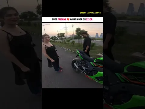 My Friendโs Girlfriend Wants a Ride on My ZX-10R?!๐ฑ|| Cute Girlโs Reaction๐ฅ #shorts #motovlog #rider