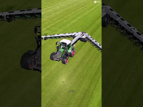 Why Indian Tractors Are Smaller Than American Tractors! 🚜 😳 #shortsvideo