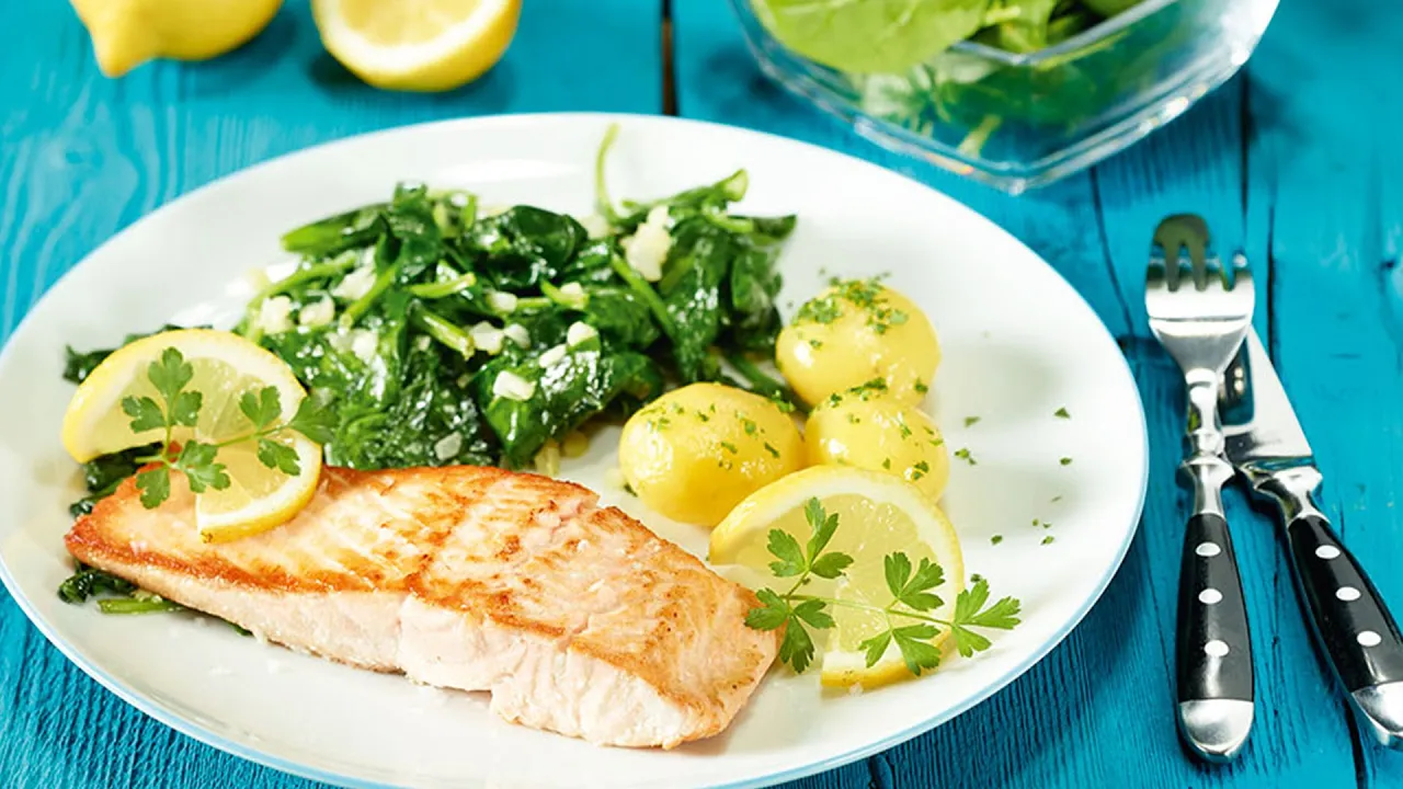 Heute kommt ein leckeres Fisch Rezept von mir. Alle die kein Fisch essen, sollten sich das Video unb. 