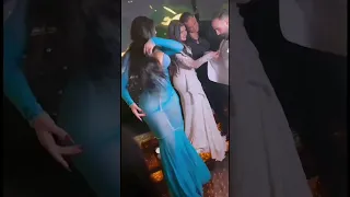 رقص ملابس شفاف 