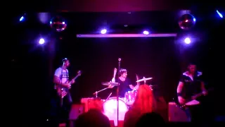 levons crown live at dingdong melbourne
