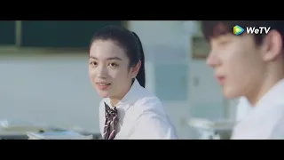 بعد أن كان شاب ضعيف أصبح أيدول مشهور مقطع من الحلقة 10 مسلسل أرجوك يا عريفة الفصل WeTV 