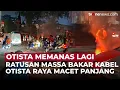 Download Lagu Ricuh di Otista Raya! Massa Bakar Kabel \u0026 Ledakkan Petasan di Jalanan | OneNews Update