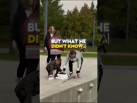 Little kid turned into a hero❤️
