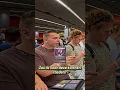 Download Lagu Man TRADE een STAPEL HITS voor de Charizard kaart! (VENDOR POV)