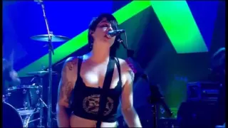 Download The Distillers - Live Jools Holland 11-14-03 MP3