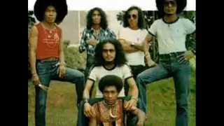 black brothers lonceng kematian