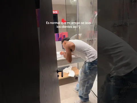 Es normal que se lave los dientes así??