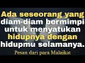Download Lagu Ada seseorang yang diam-diam bermimpi untuk menyatukan hidupnya dengan hidupmu selamanya.
