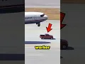 Download Lagu Airport Worker RISKS Life To Save Airplane 😨✈️