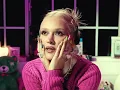Lolo Zouaï - VHS (Official Video)