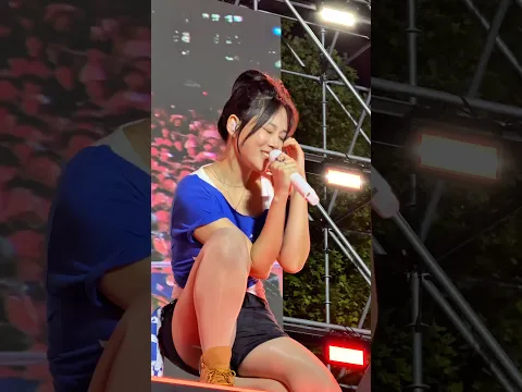 올가을 대학축제도 비비와 함께 즐길 준비 되셨나요!벌써 마음은 무대 위..💗축제에서 제일 듣고 싶은 비비 노래는?!#BIBI #비비
