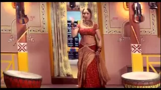 gale mein laal taai full song hum tumhare hain sanam