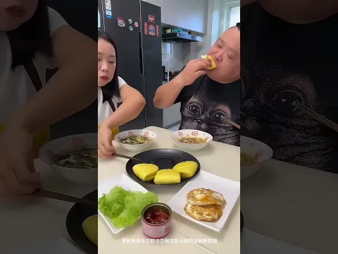 笨蛋老公還沒把自己弄得狼狽不堪，想偷偷藏起美食，千萬別隨便亂吃東西！