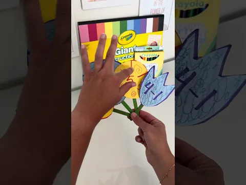 This Flower Craft SECRETLY Doubles As A Learning Activity 🌸 #CrayolaLearning