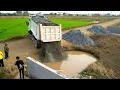 Lagu Nicely Action Heavy dump truck wheel 10 unloading rock landfill flooded area \u0026 SHANTUI Dozer pushing