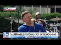 Tauren Wells performs ‘Joy In The Morning’