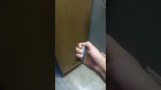 انفجار بتكه زرار ماجيك استيك استك استيك Gifts Magic حمايه من الكلاب الضاله و الحيوانات 