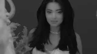                                                    رحمة رياض   تعا خبيك سمعها